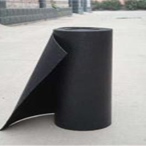 抗裂贴在道路养护中起着决定性的作用